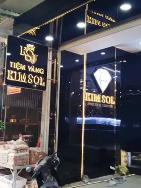 Bảng Hiệu Tiệm Vàng Chữ Nổi Inox Mạ Vàng In Ấn Thi Công Theo Yêu Cầu